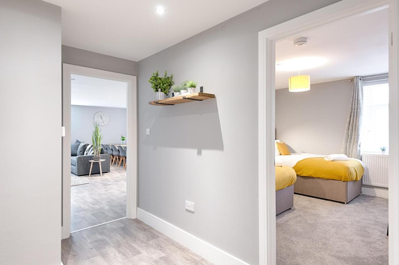 3 Rm Studio, Open-Plan Living, Dining, & Kitchen 래넬리 외부 사진