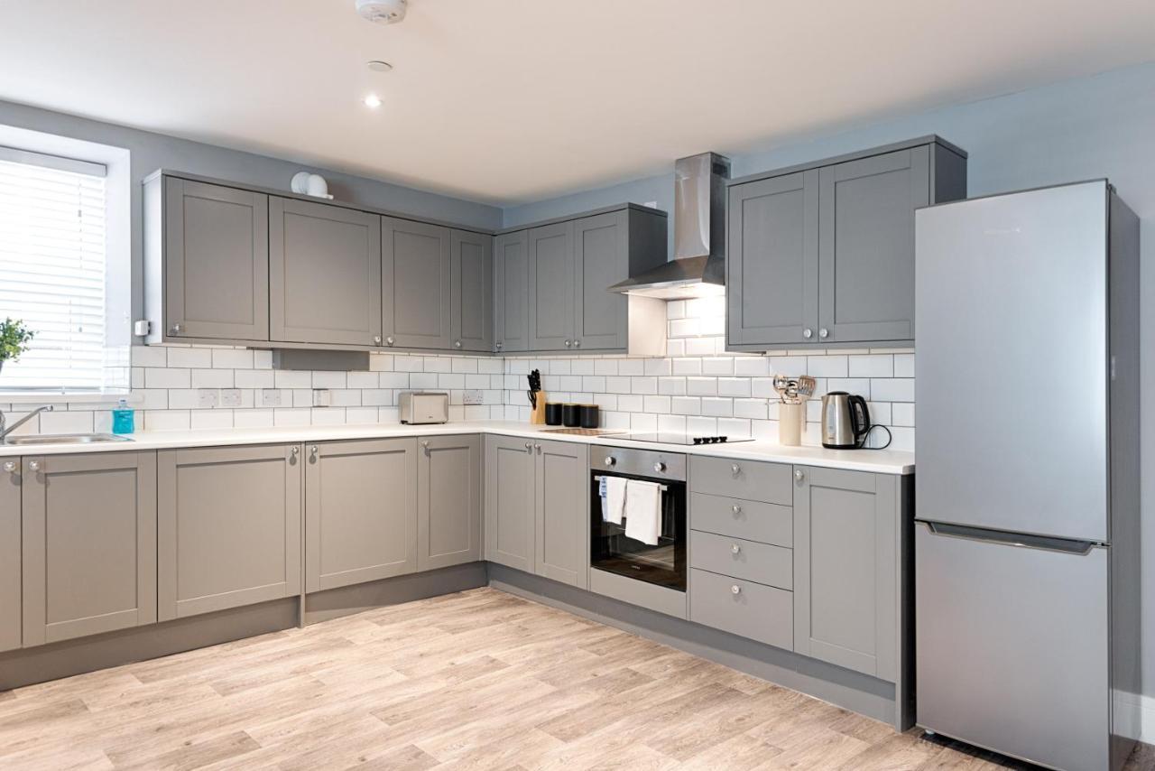 3 Rm Studio, Open-Plan Living, Dining, & Kitchen 래넬리 외부 사진